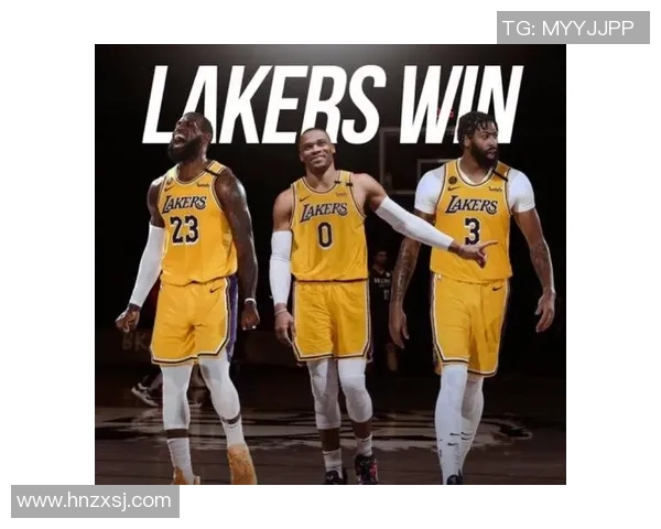 安东尼与雄鹿之间的激烈冲突引发的赛场风波与后续反响分析 安东尼与雄鹿之间的激烈冲突引发的赛场风波与后续反响分析