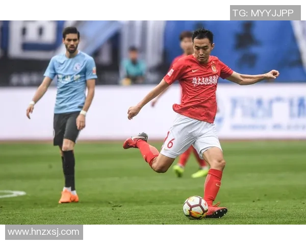 恒大与香港东方激烈对抗引发的足球赛场冲突分析与反思