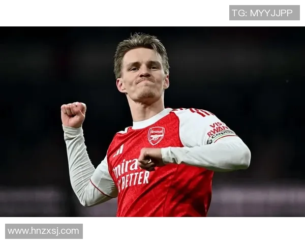 厄德高在国际舞台上的崛起与影响力分析:从青年才俊到足球巨星的成长之路