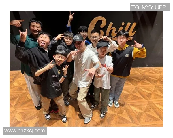 广州街舞队的团队协作探索与实践共同舞动城市的节奏与梦想